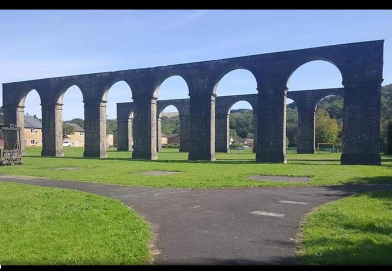 The * Ystradgynlais